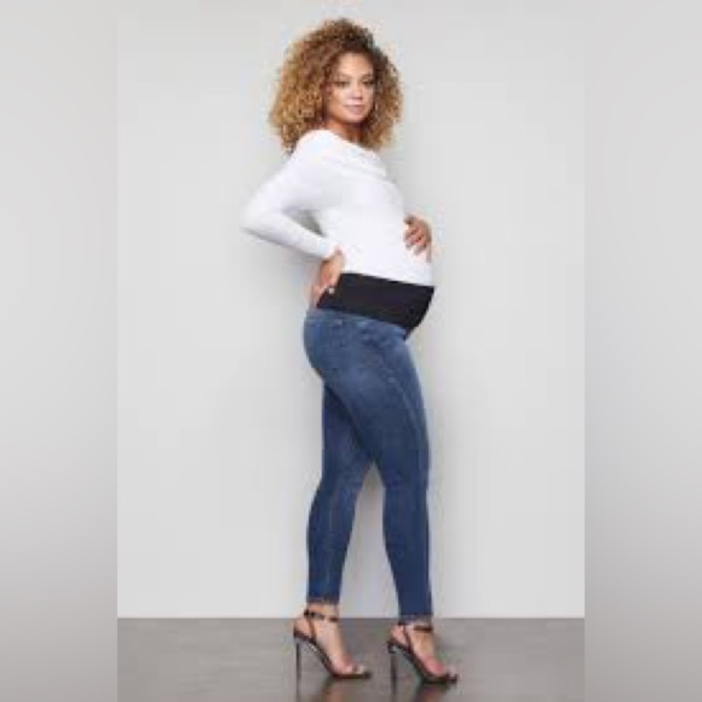 Good American GOOD MAMA FULL BELLY
Denim Jeans NWT 00/24 MSRP $159